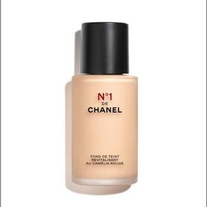 CHANEL No.1 Foundation in B20